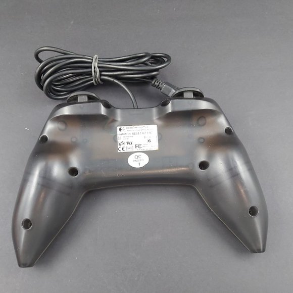 Logitech USB Wingman Precision Gamepad PC Game Controller 6ft Cord Plug and Play - Picture 6 of 8